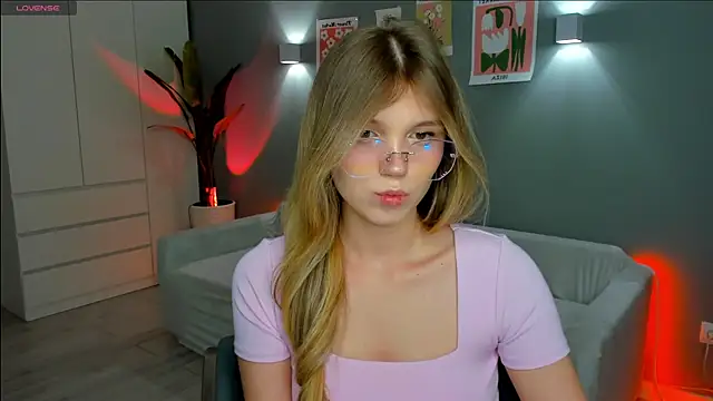 linakorvin online show from December 15, 1:26 pm