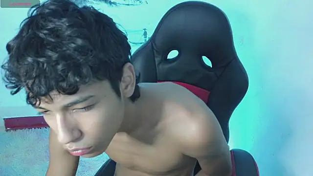 Im david02 online show from October 19, 7:58 pm