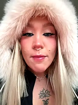 RollDolls online show from December 20, 5:03 am