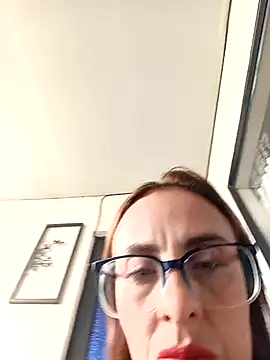 Jade 1-9 online show from November 11, 6:41 pm