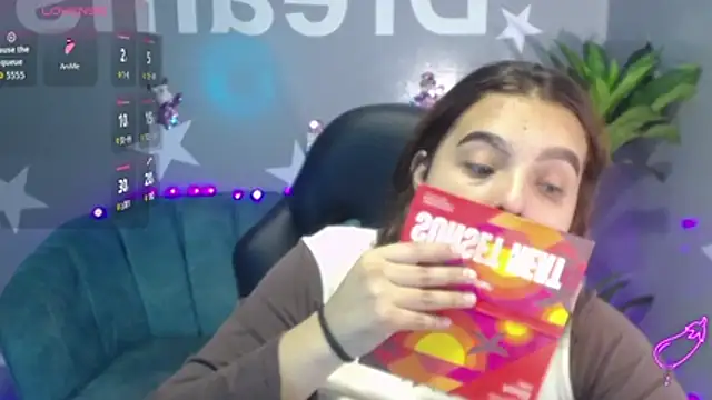 mia foster t online show from December 14, 12:54 pm