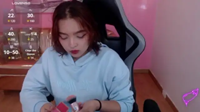 Snapshot of mia_foster_t chatting on January 10, 1:13 pm mia foster t online show from January 10, 1:13 pm