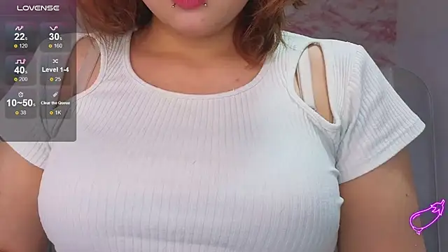 Snapshot of mia_foster_t chatting on February 7, 1:26 pm mia foster t online show from February 7, 1:26 pm