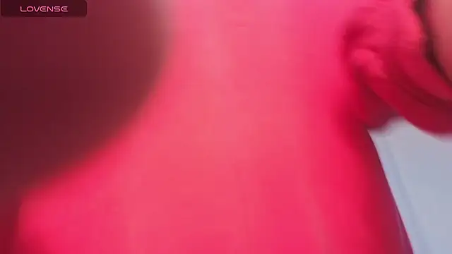 Snapshot of mia_foster_t chatting on February 26, 1:32 pm mia foster t online show from February 26, 1:32 pm