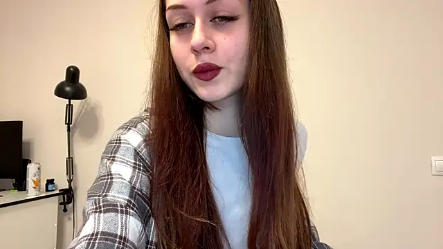 Nayra flash online show from December 17, 11:05 am