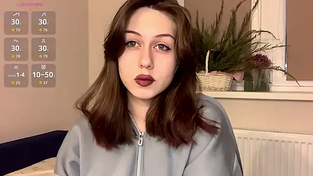 Nayra flash online show from April 5, 4:04 pm