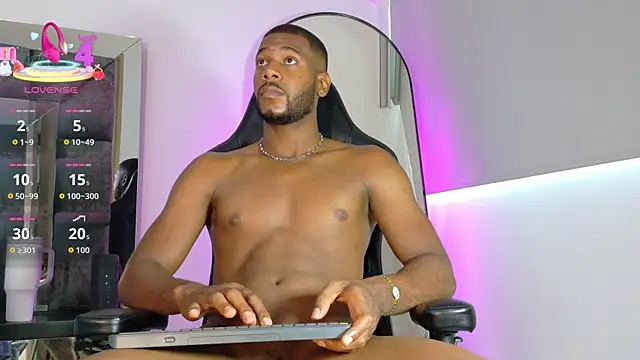 johnjaguar1  online show from April 12, 4:56 pm