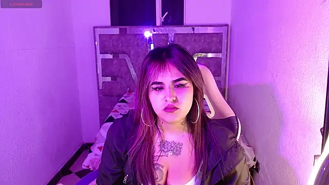 ivoni online show from November 10, 10:31 pm