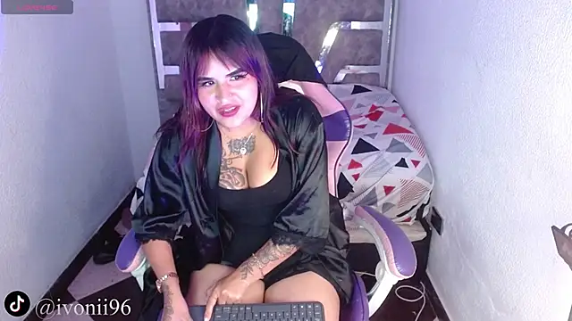 ivoni online show from November 21, 8:07 pm