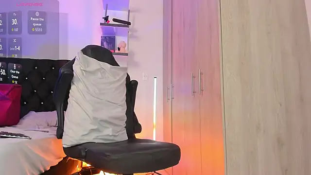  Duriel online show from February 12, 9:10 pm