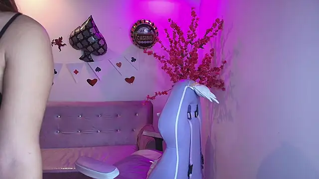 Summer miller online show from February 25, 11:31 am