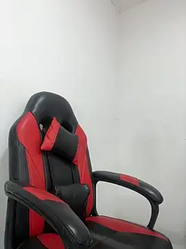 Olivia Rousett online show from November 25, 8:53 pm