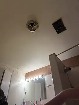 allnaturalmermaid online show from March 19, 3:21 am