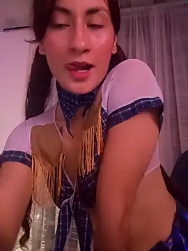 clover tter  online show from October 28, 7:34 am