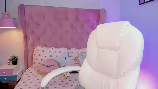 Vanelope evanss online show from November 21, 12:37 pm