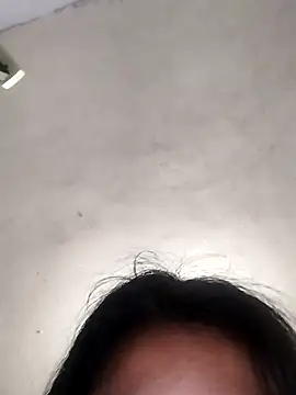 Snapshot of riVlUna chatting on October 12, 2:38 pm riVlUna online show from October 12, 2:38 pm