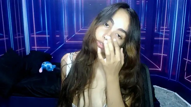 solarboom18 online show from October 10, 7:02 pm