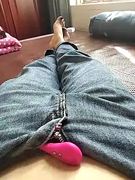 Lili 2love online show from October 16, 12:55 am