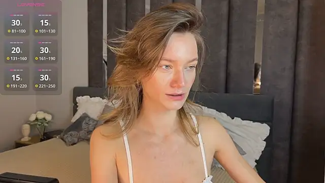 EvaToniz online show from December 4, 1:15 am