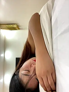 Snapshot of Noen_22 chatting on October 8, 8:50 pm Noen 22 online show from October 8, 8:50 pm