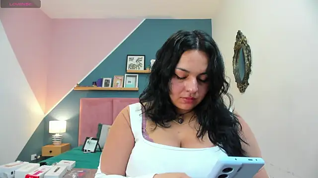 Snapshot of Ana_coral chatting on March 1, 3:41 am Ana coral online show from March 1, 3:41 am