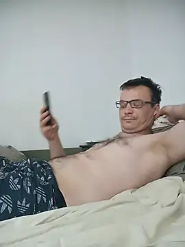 viktor1992-1-1 online show from June 26, 4:28 am