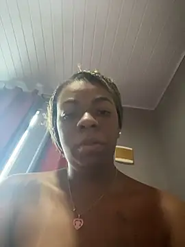 Priihmedeiros online show from August 1, 10:03 am