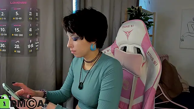 Sara Frayer online show from October 24, 4:09 am