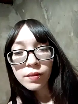 Snapshot of miaahot69 chatting on October 20, 8:59 am miaahot69 online show from October 20, 8:59 am