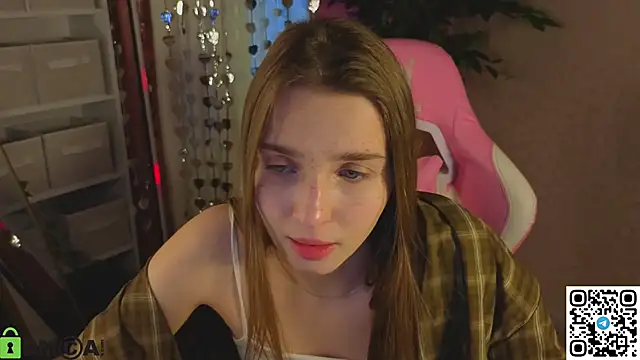 L1na Reeds online show from February 3, 2:53 am