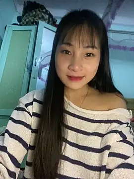 banlinh004 online show from January 7, 2:52 pm