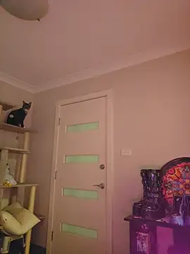 lonely Cosplay chick online show from November 3, 11:44 am