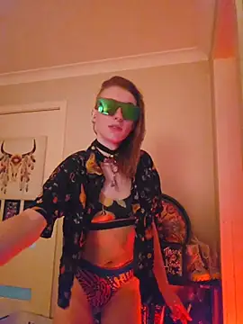 lonely Cosplay chick online show from December 15, 10:52 am