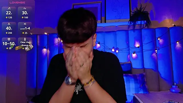 LiamThunder05  online show from November 11, 3:06 am