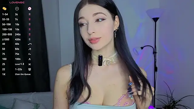 lina leum online show from February 14, 2:25 pm