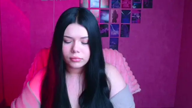 Mona Esty online show from November 3, 8:21 pm