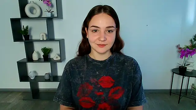 OliviaMontgommery online show from November 22, 6:01 am