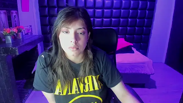 Violetta Swett  online show from December 16, 11:59 am