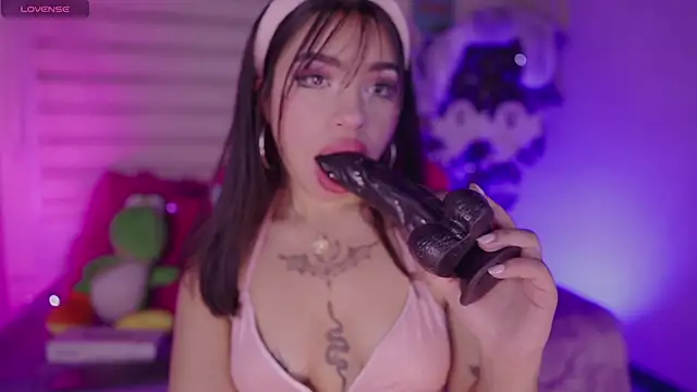 emma soffia online show from October 7, 7:44 pm