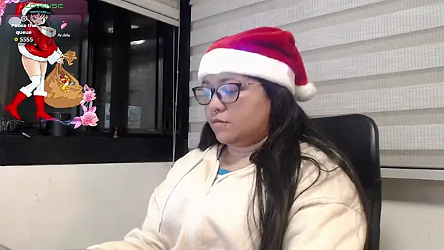 Xander Taylor  online show from December 17, 5:35 am