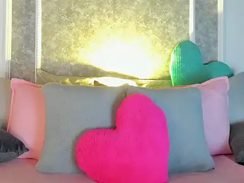  victoriaa  lois online show from October 17, 8:33 pm