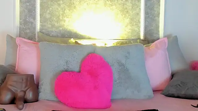  victoriaa  lois online show from October 25, 7:41 pm