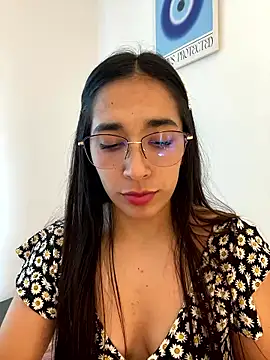 SabrinaEvanss  online show from January 9, 7:15 pm