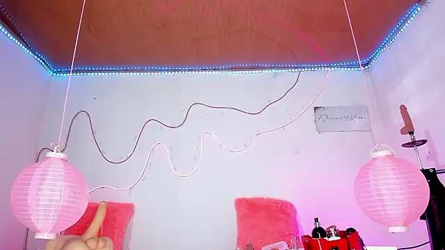 Snapshot of shannon_kinne_ chatting on January 14, 7:41 pm shannon kinne online show from January 14, 7:41 pm