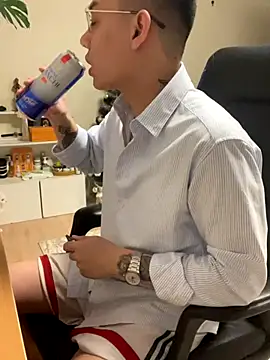 latava online show from December 1, 4:56 pm