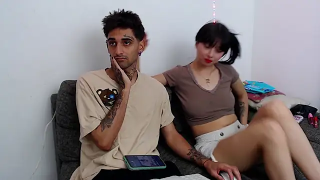 Snapshot of sombralovers chatting on November 11, 1:44 pm sombralovers online show from November 11, 1:44 pm