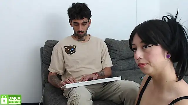 Snapshot of sombralovers chatting on November 26, 2:18 pm sombralovers online show from November 26, 2:18 pm