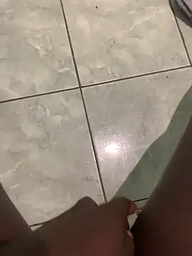 Snapshot of Dark_vains chatting on October 10, 9:47 pm Dark vains online show from October 10, 9:47 pm