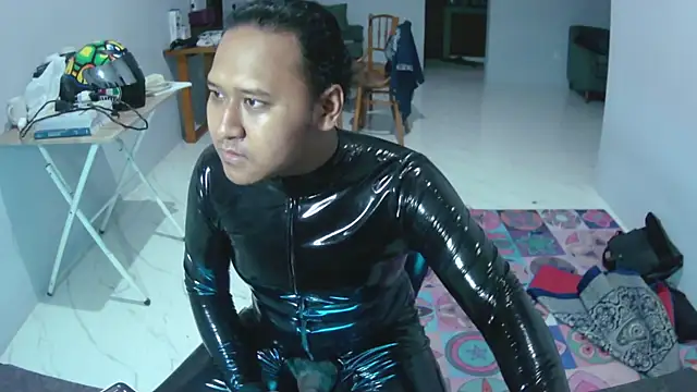 latexidn online show from February 27, 10:32 pm