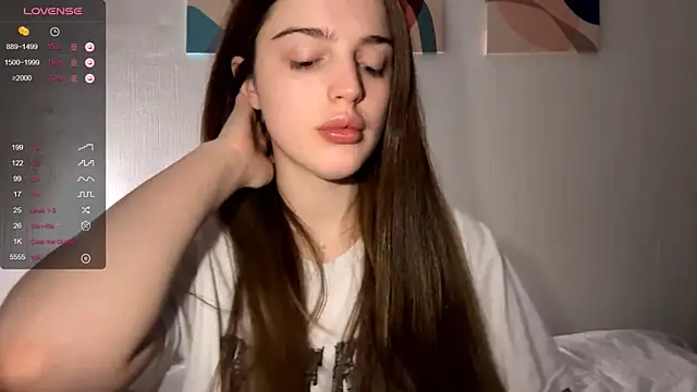 Snapshot of GilySuper chatting on December 20, 4:08 am GilySuper online show from December 20, 4:08 am